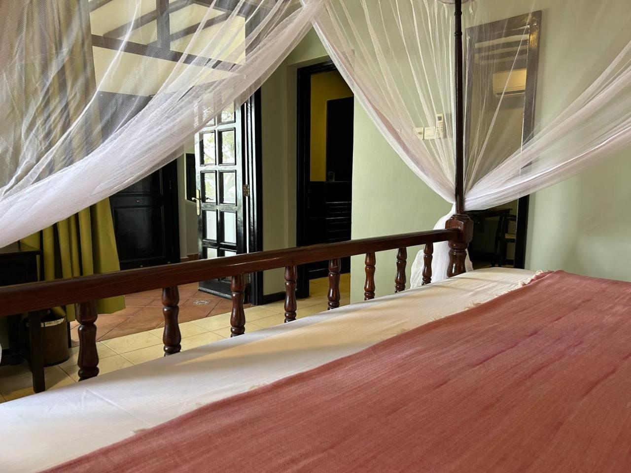 Mbweni Ruins & Gardens Previously Jungle Paradise Zanzibar Exterior photo